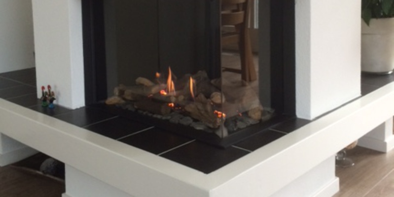 woonkamer modern inbouw licht & sprankelend gas wit tweezijdig hoekig 