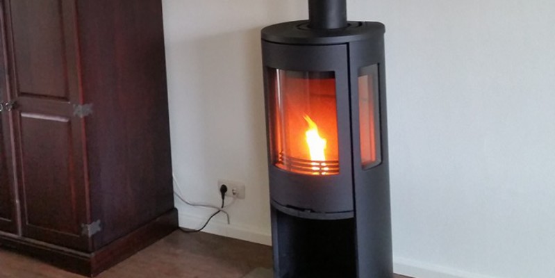 woonkamer zwart driezijdig klassiek sfeervol & klassiek vrijstaand hout afgerond 