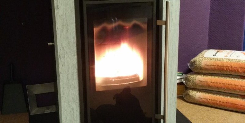 hip & happening woonkamer modern grijs front rechthoek vrijstaand pellet 