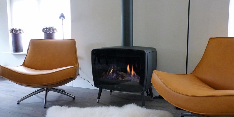 woonkamer modern front zwart gas vrijstaand 