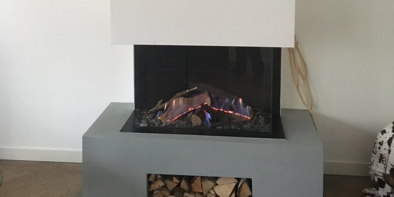 elektrisch woonkamer modern inbouw licht & sprankelend driezijdig rechthoekig plateau  