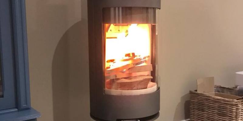 hip & happening woonkamer modern grijs vrijstaand rond hout rondom 