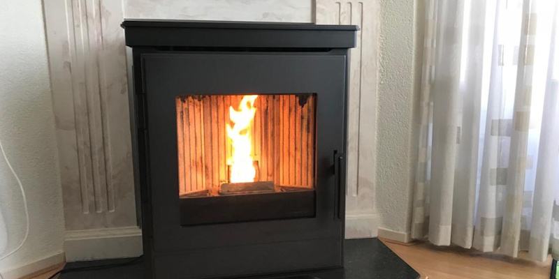 woonkamer vierkant front schouw zwart klassiek sfeervol & klassiek vrijstaand pellet 
