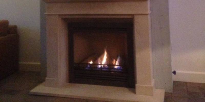 hip & happening woonkamer modern vierkant inbouw front schouw zwart gas 